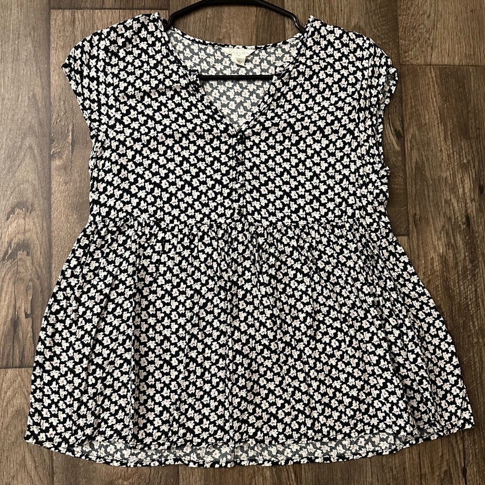 CASLON Floral 100% viscose Print V-Neck Babydoll Blouse Women’s Size XS